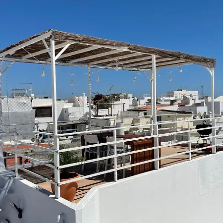 Casa Paixanita - Jacuzzi & Terrace Downtown * Olhão