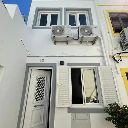 Dom wakacyjny Casa Paixanita - Jacuzzi & Terrace Downtown *